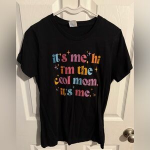 Port and Company Women’s M Black Taylor Swift inspired Mom Tee